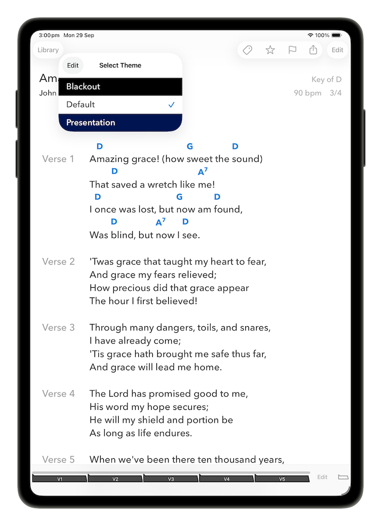 Select Theme popup over a song listing Blackout, Default and Presentation themes